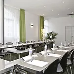 Hotel Jules Verne