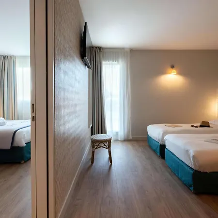 Hotel Jules Verne 4*