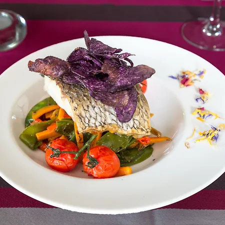 Jules Verne Hotel 4*