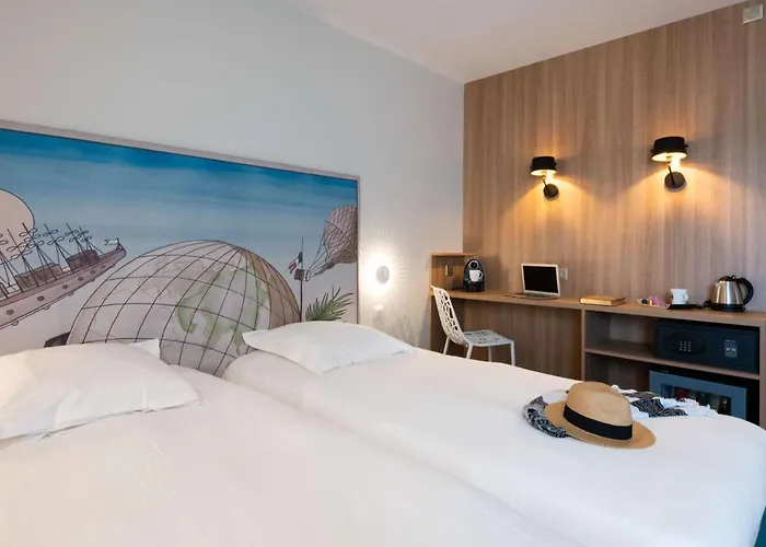 Jules Verne Hotell 4*