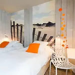 Jules Verne Otel 4*