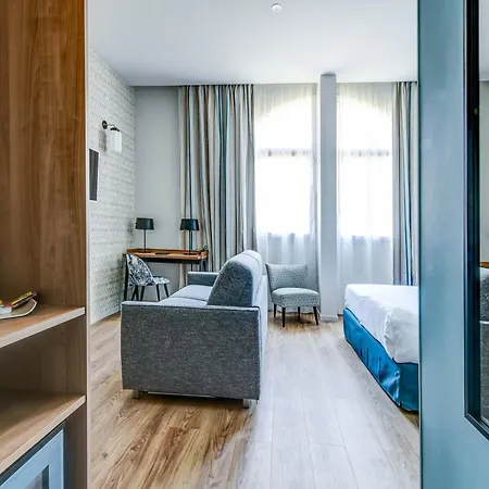 Jules Verne 4* Biarritz