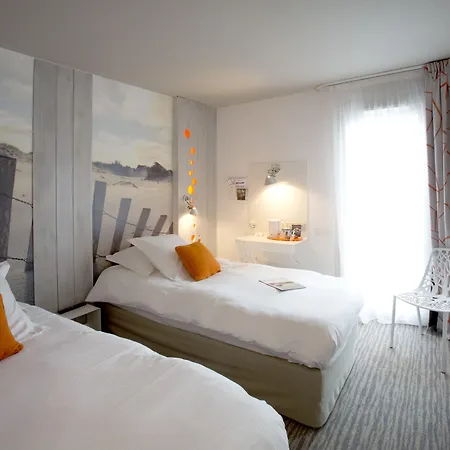 Szálloda Jules Verne 4*