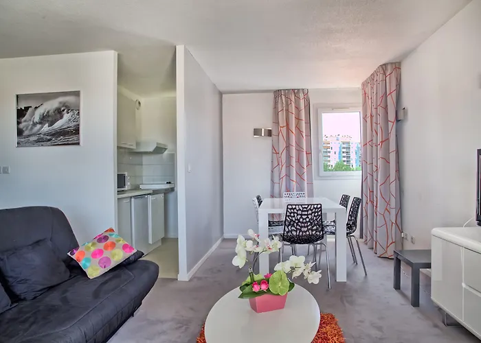 Jules Verne ביאריץ